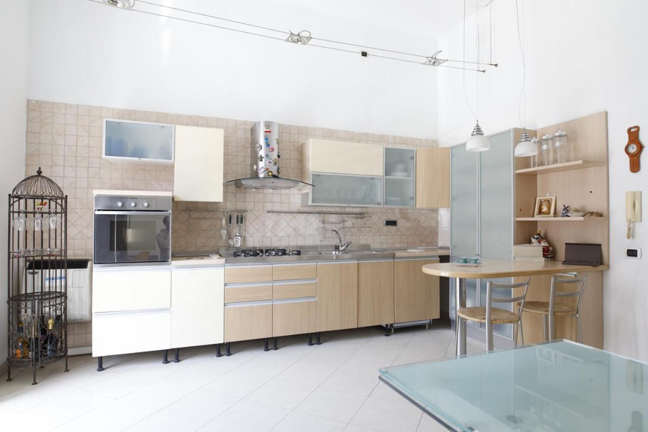 Carbonara23 Apartment Наполи Екстериор снимка